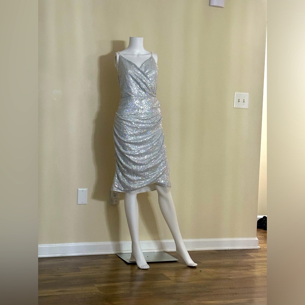 Size 2XL White NWT GRACE KARIN